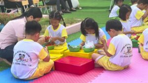 Tiết dạy PTNT Đề tài “Vòng đời của bướm”