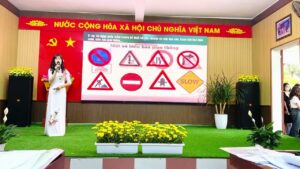 THUYẾT TRÌNH BIỆN PHÁP KHƠI NGUỒN CẢM HỨNG VÀ TẠO THÓI QUEN ĐỌC SÁCH CHO TRẺ MẦM NON