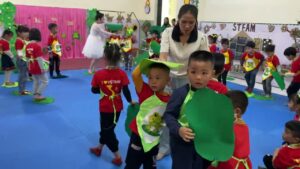 Tiết Dạy  hát “Chú ếch con” – múa Hồ thiên nga