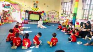 Tiết dạy chuyên đề phát triển ngôn ngữ – Nhận biết ô tô, quả bóng – Trẻ 24-36 tháng